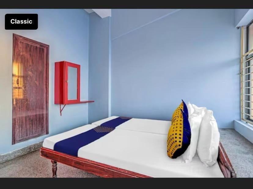 Ss Kkp Tourist Home Thiruvananthapuram Екстер'єр фото