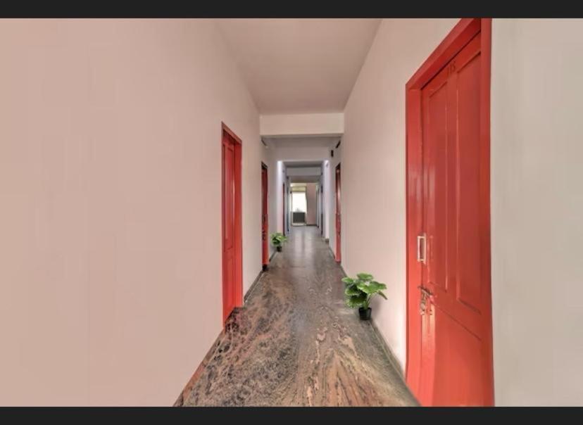 Ss Kkp Tourist Home Thiruvananthapuram Екстер'єр фото
