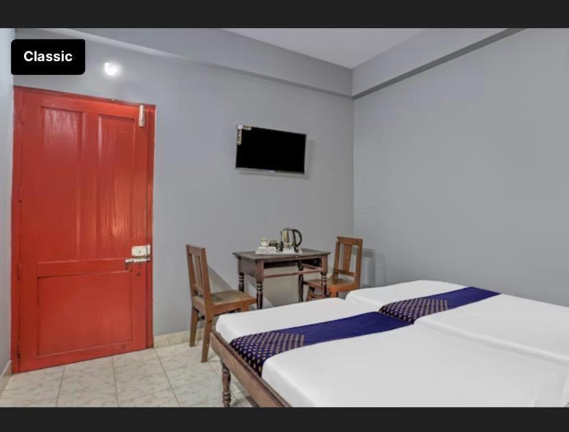 Ss Kkp Tourist Home Thiruvananthapuram Екстер'єр фото
