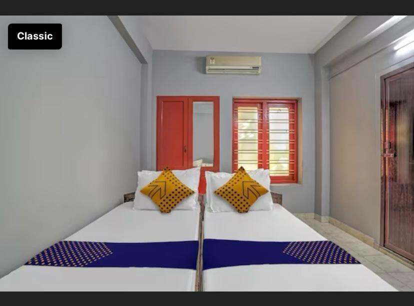 Ss Kkp Tourist Home Thiruvananthapuram Екстер'єр фото